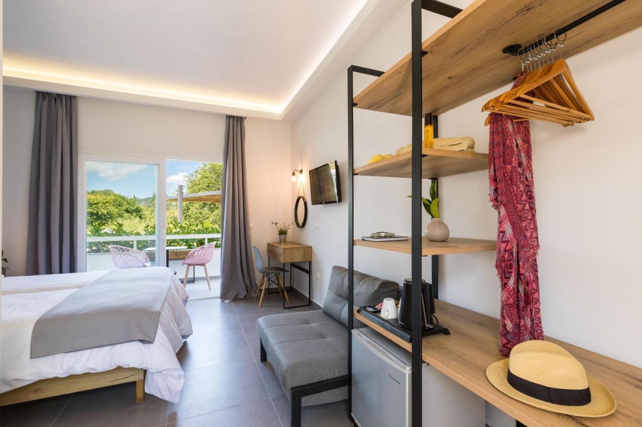 Deluxe Double or Twin Room Pool View