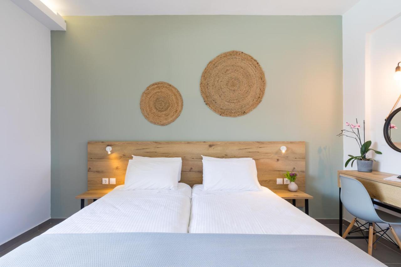 Deluxe Double or Twin Room Pool View
