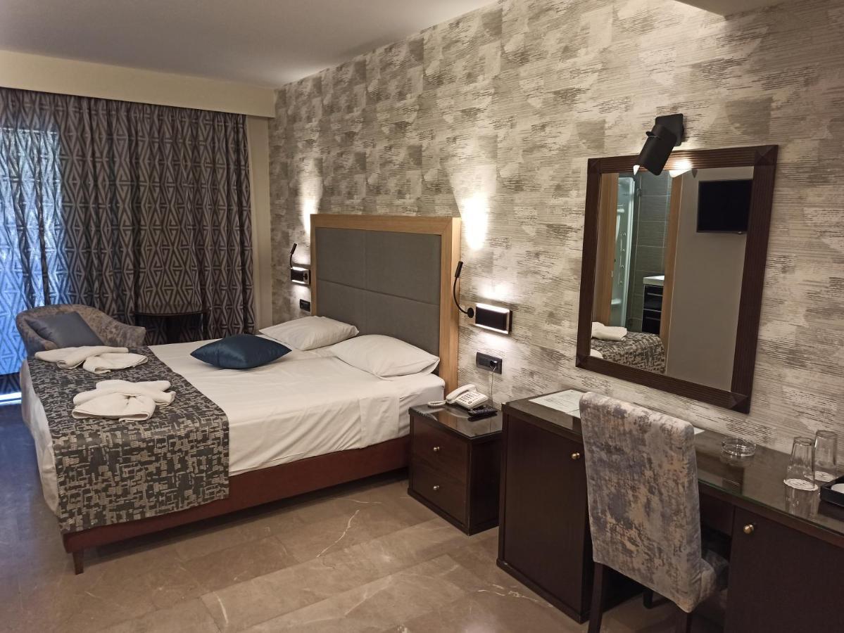 Superior Triple Room Mountain view