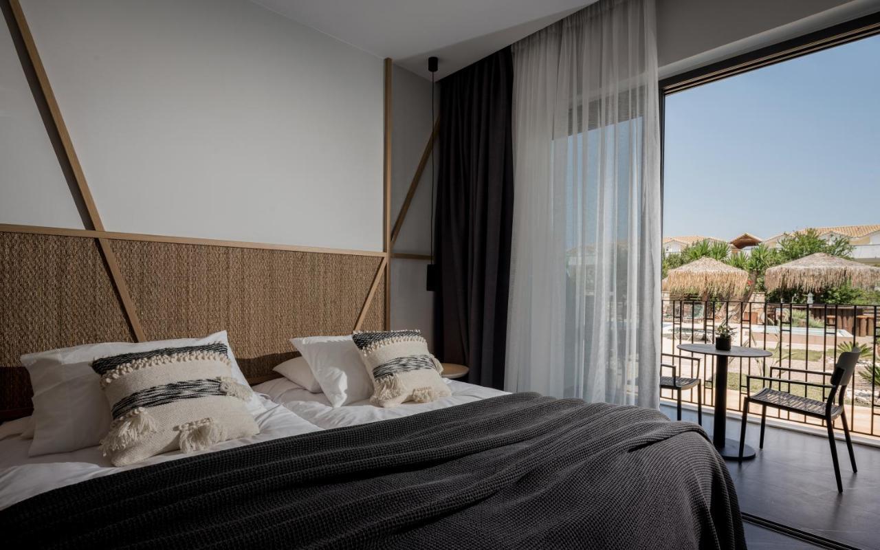 Deluxe Double or Twin Room Garden View
