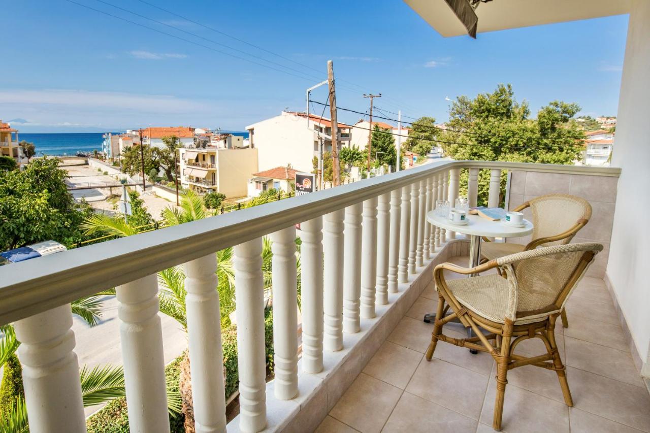 Studio Balcony