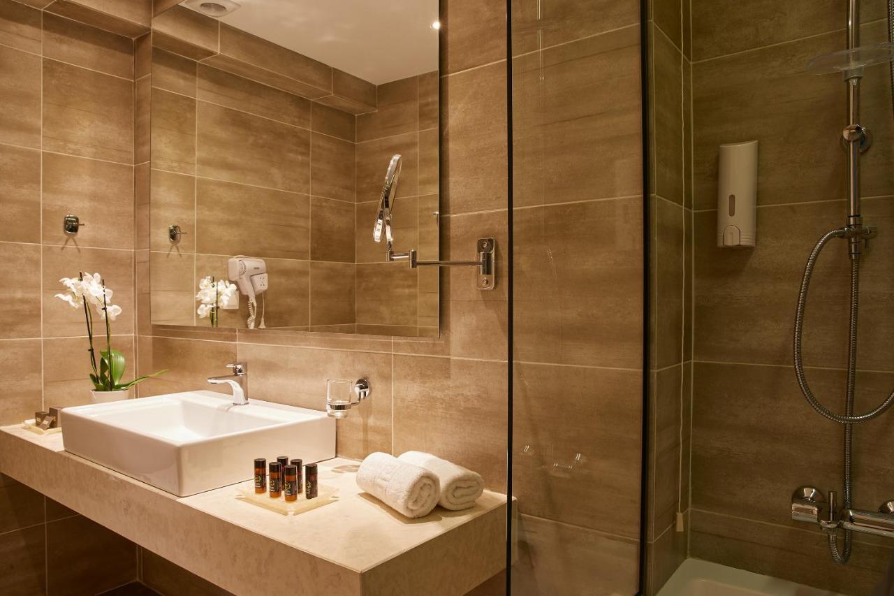 Superior Double or Twin Room Sea View