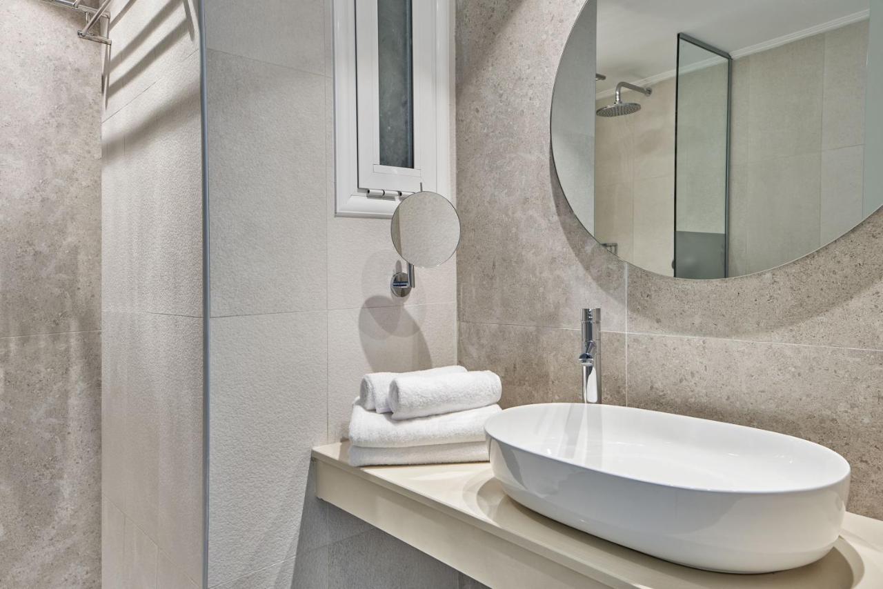 Double Room Inland View