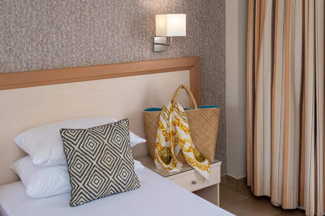 Superior Twin Room Garden View