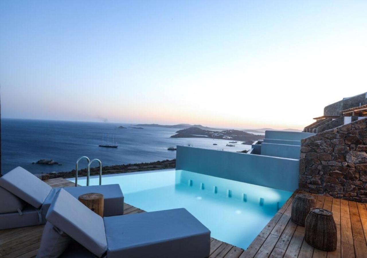 Premium Suite Private Pool & Sea View