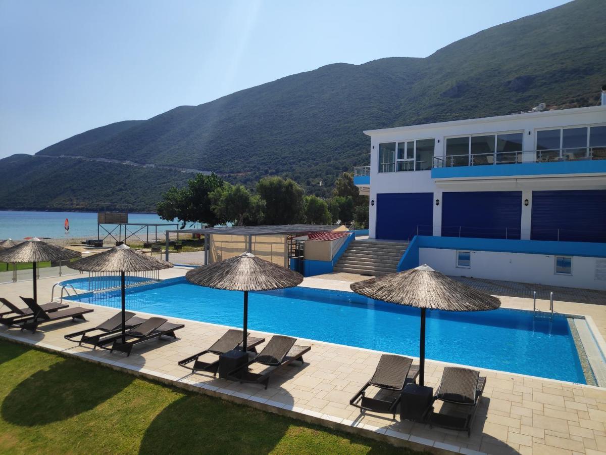 Double or Twin Room Sea View