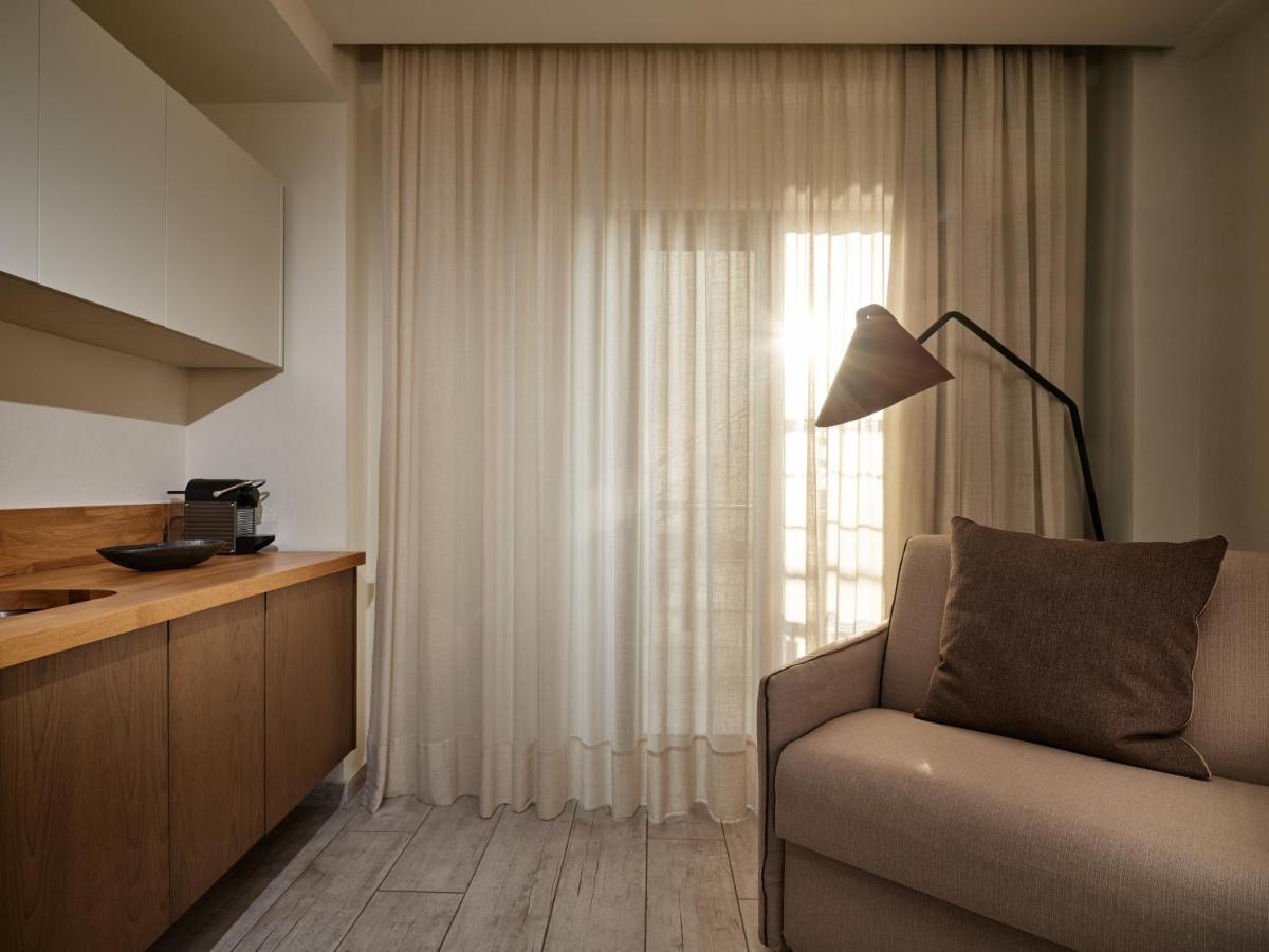 Double Suite & Shared Terrace Sea View