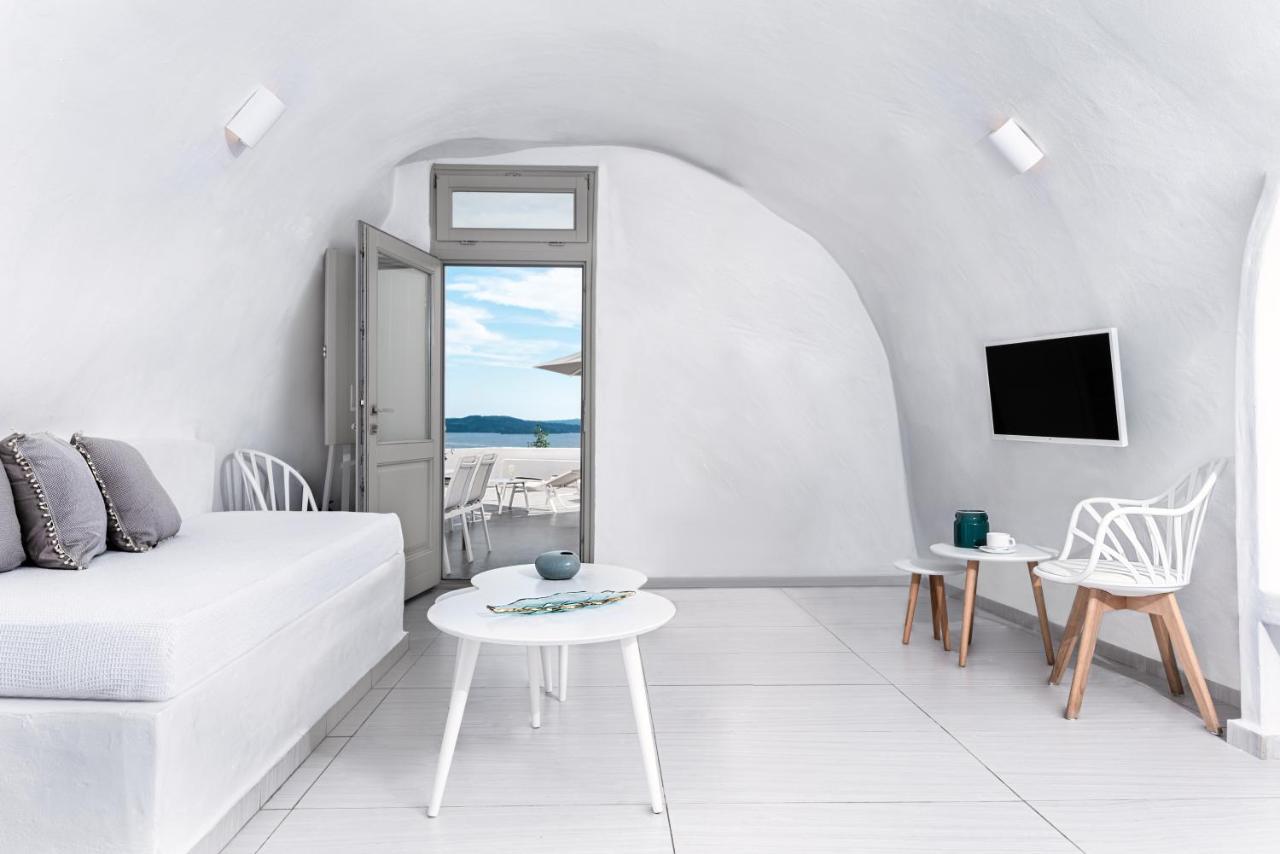 Two Bedroom Cave Suite Hot Tub Caldera & Sea View,1589335905:JPEG