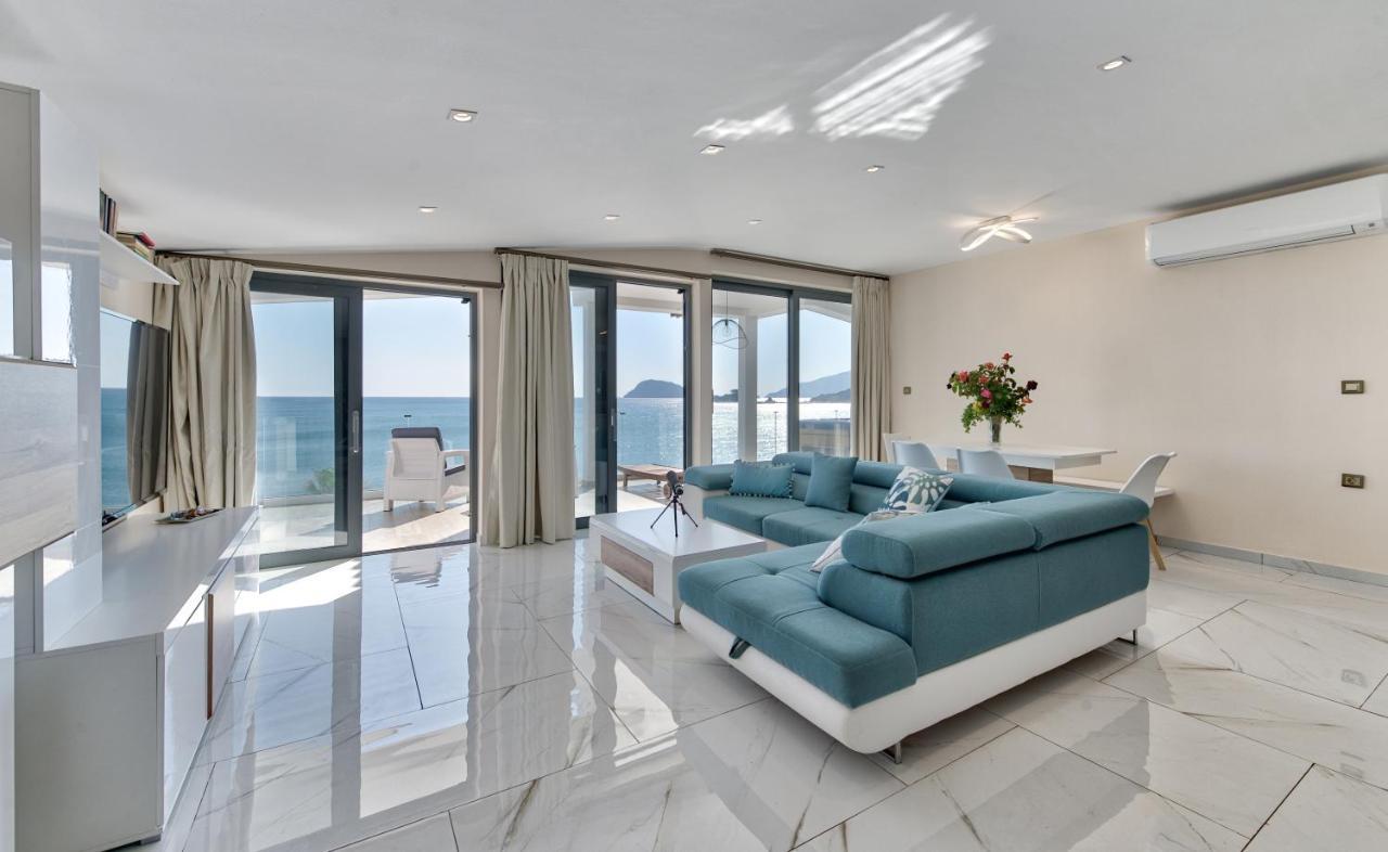 Deluxe Suite Sea View