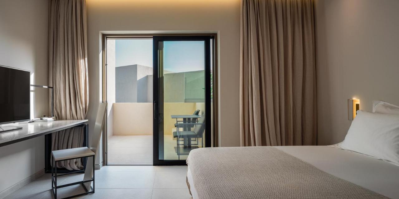 Deluxe Suite Plunge Pool