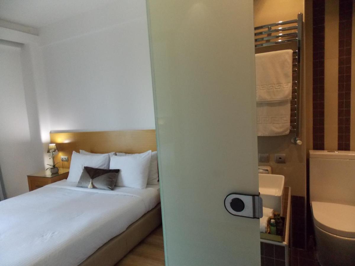 Single Room Balcony