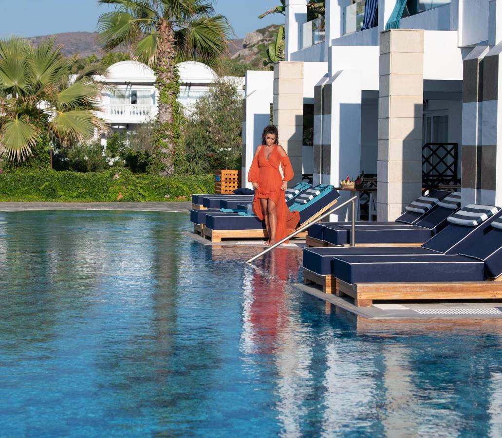 Suite Sea View Sharing Pool