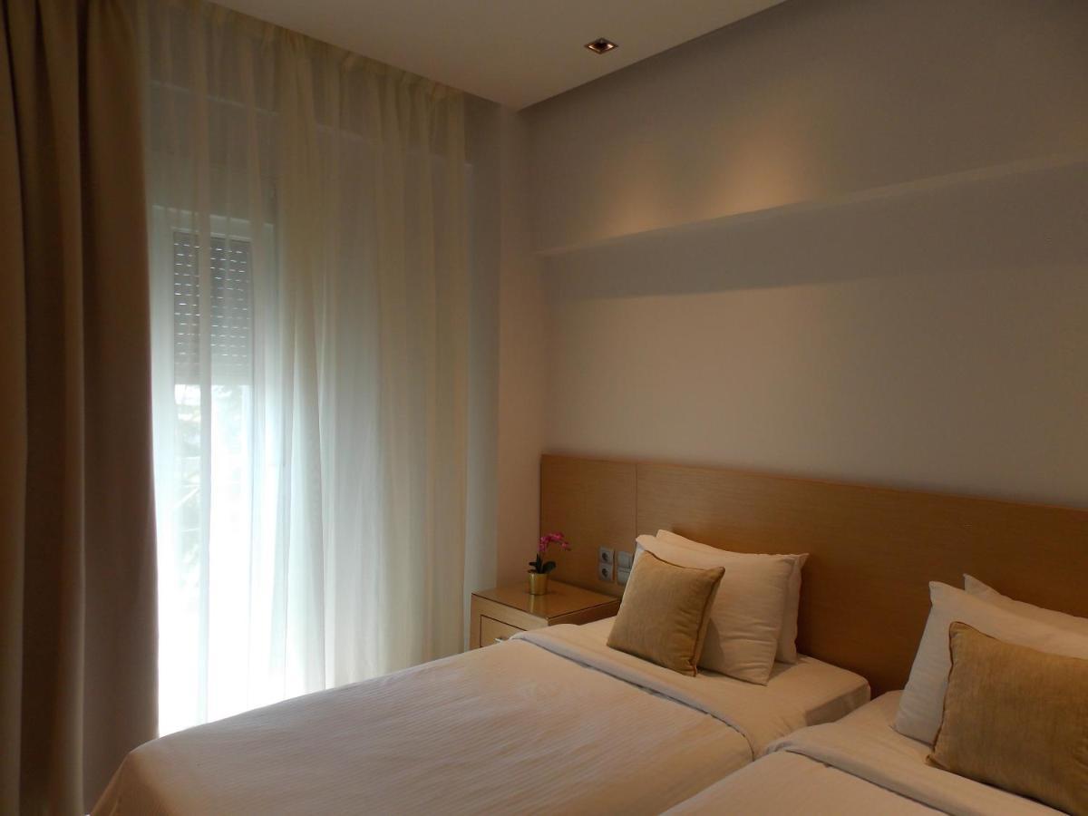 Single Room Balcony