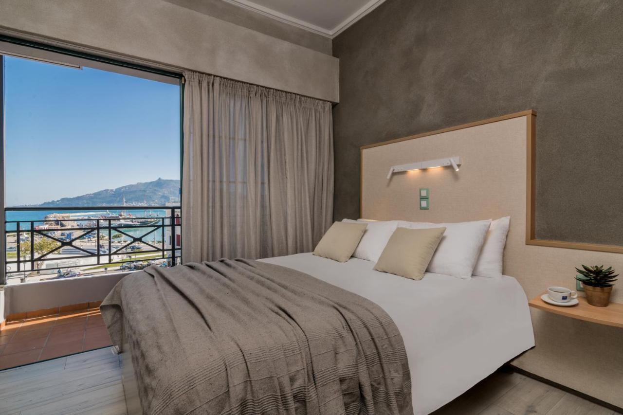 Double or Twin Room Sea View