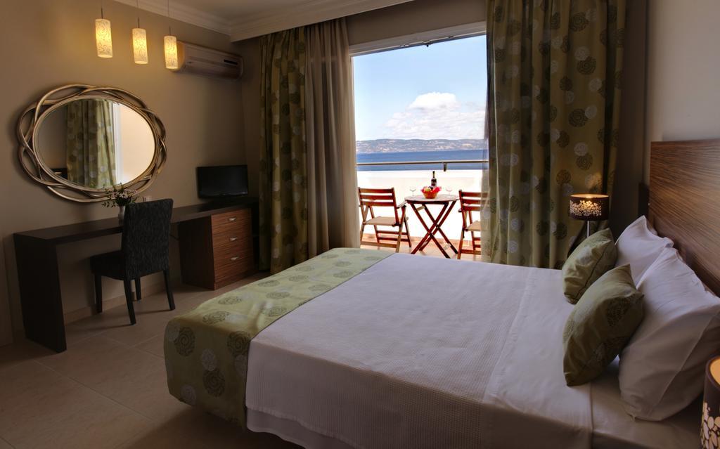 Superior Family Room Sea View Interconnecting