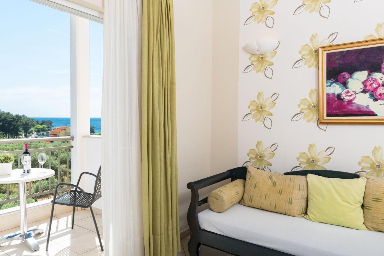 Suite Side Sea View