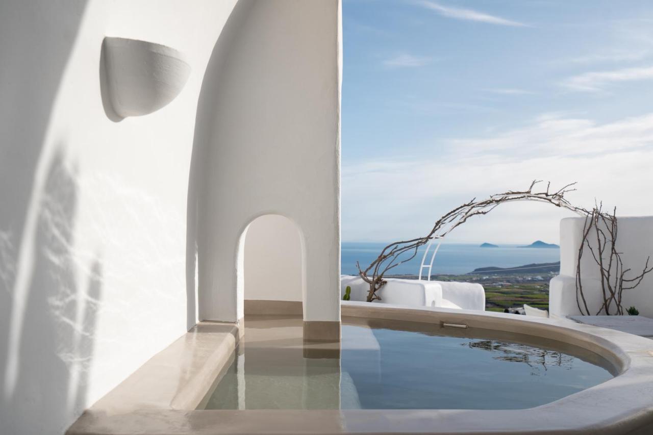 Honeymoon Suite Private Outdoor Hot Tub Sea View