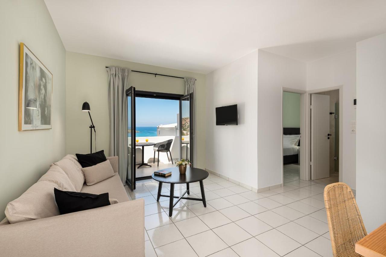Deluxe Double or Twin Room Sea View