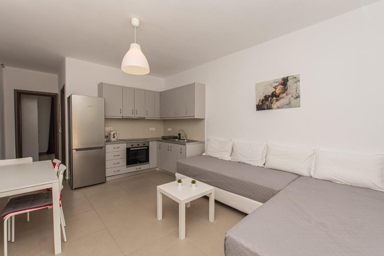 Studio Apartment Sea View