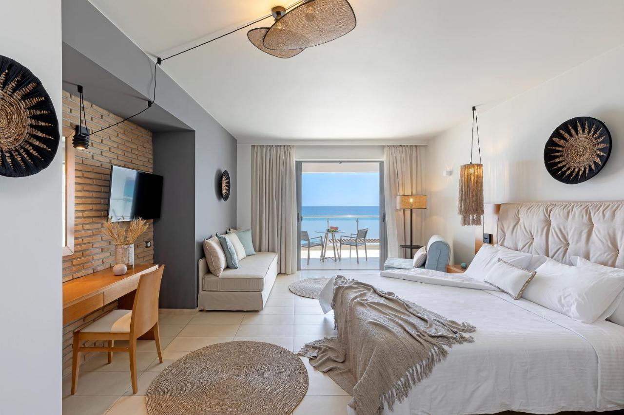 Superior Double or Twin Room Sea View