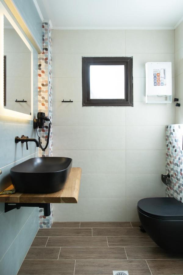 Double or Twin Room Mountain View