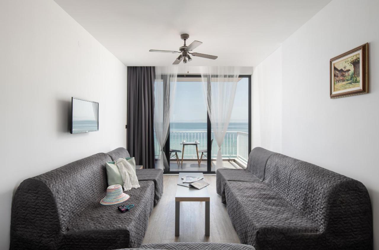 Studio Sea View