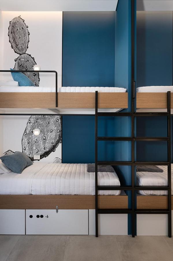 Bed 8-Bed Mixed Dormitory Room