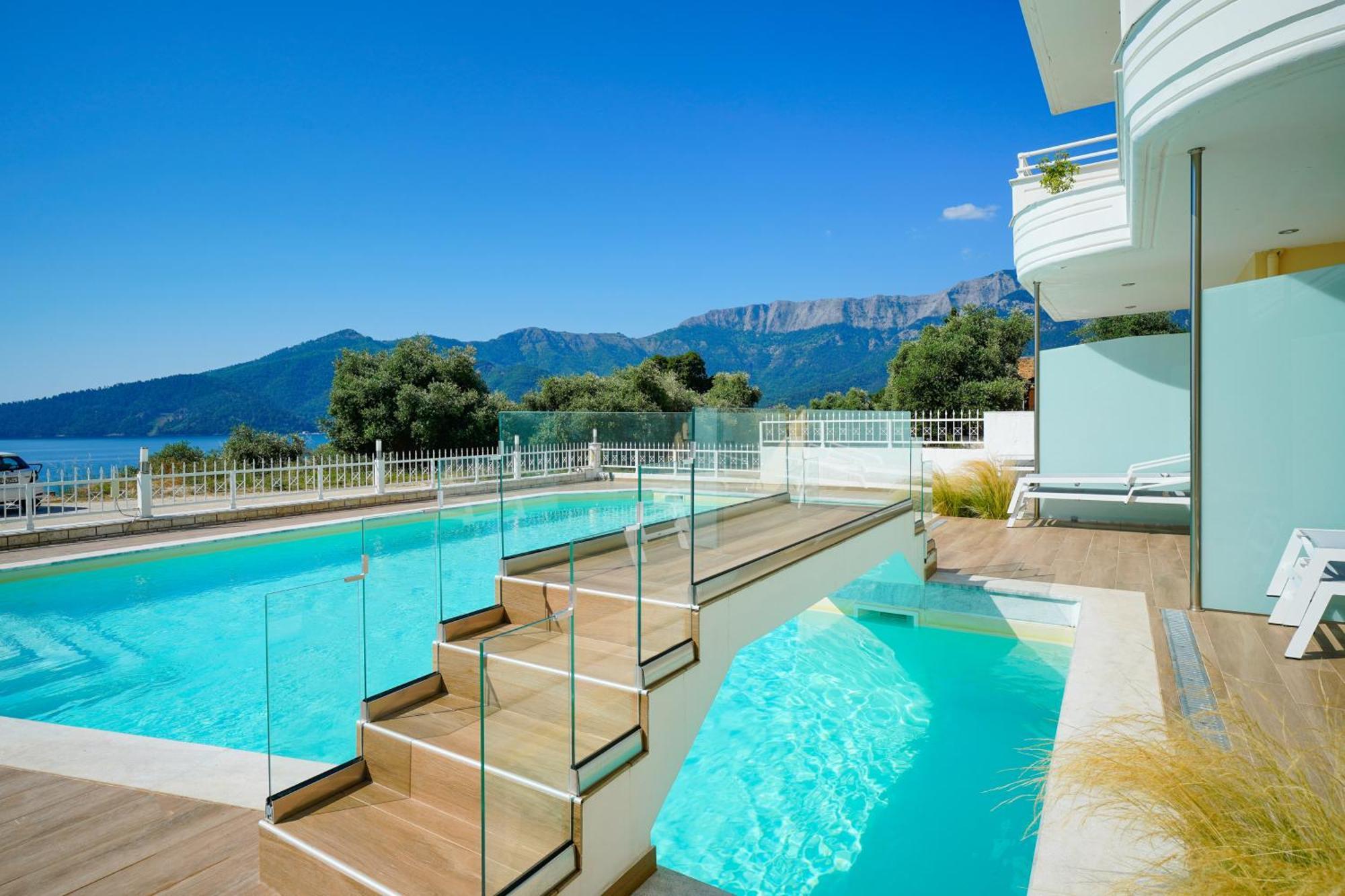 Double Room Pool View