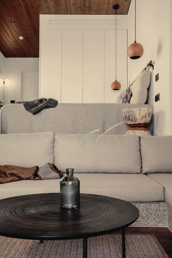 Signature Pool Suite Outdoor Whirlpool Bath Seafront
