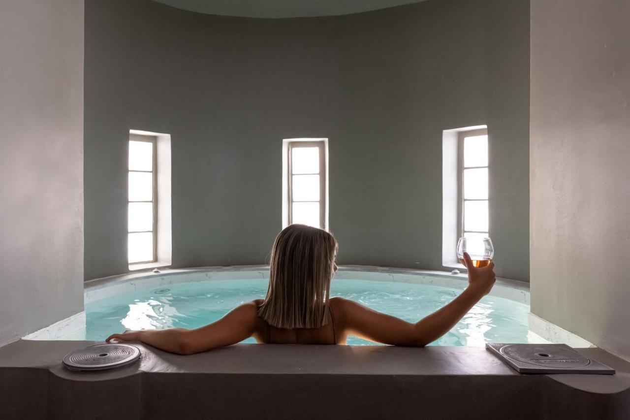 King Suite Spa Bath