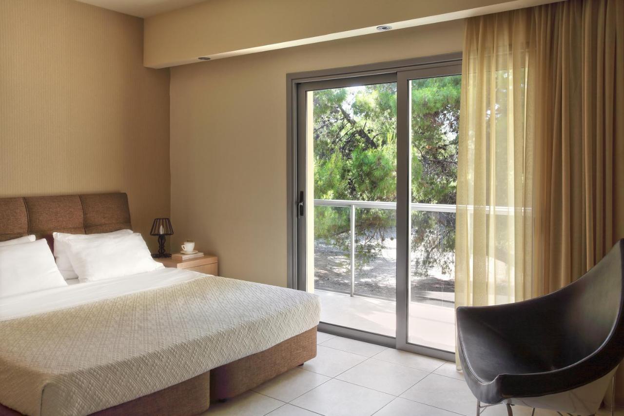 Deluxe Triple Room Forest View