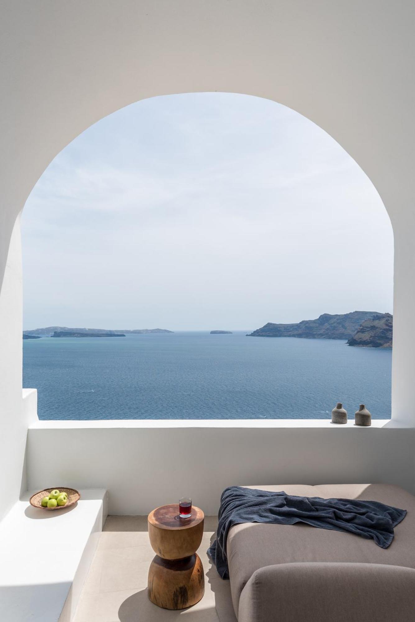 Exclusive Suite Hot Tub Volcano View