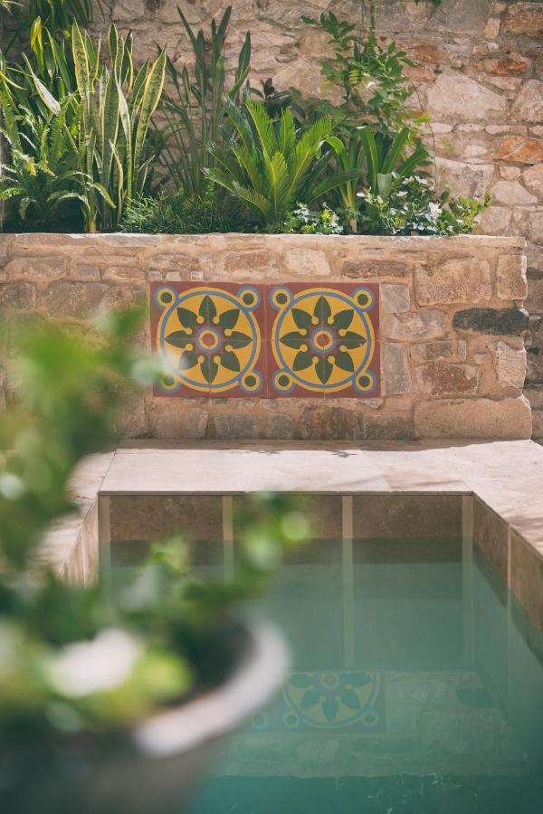 "Kirki" Suite private terrace plunge pool