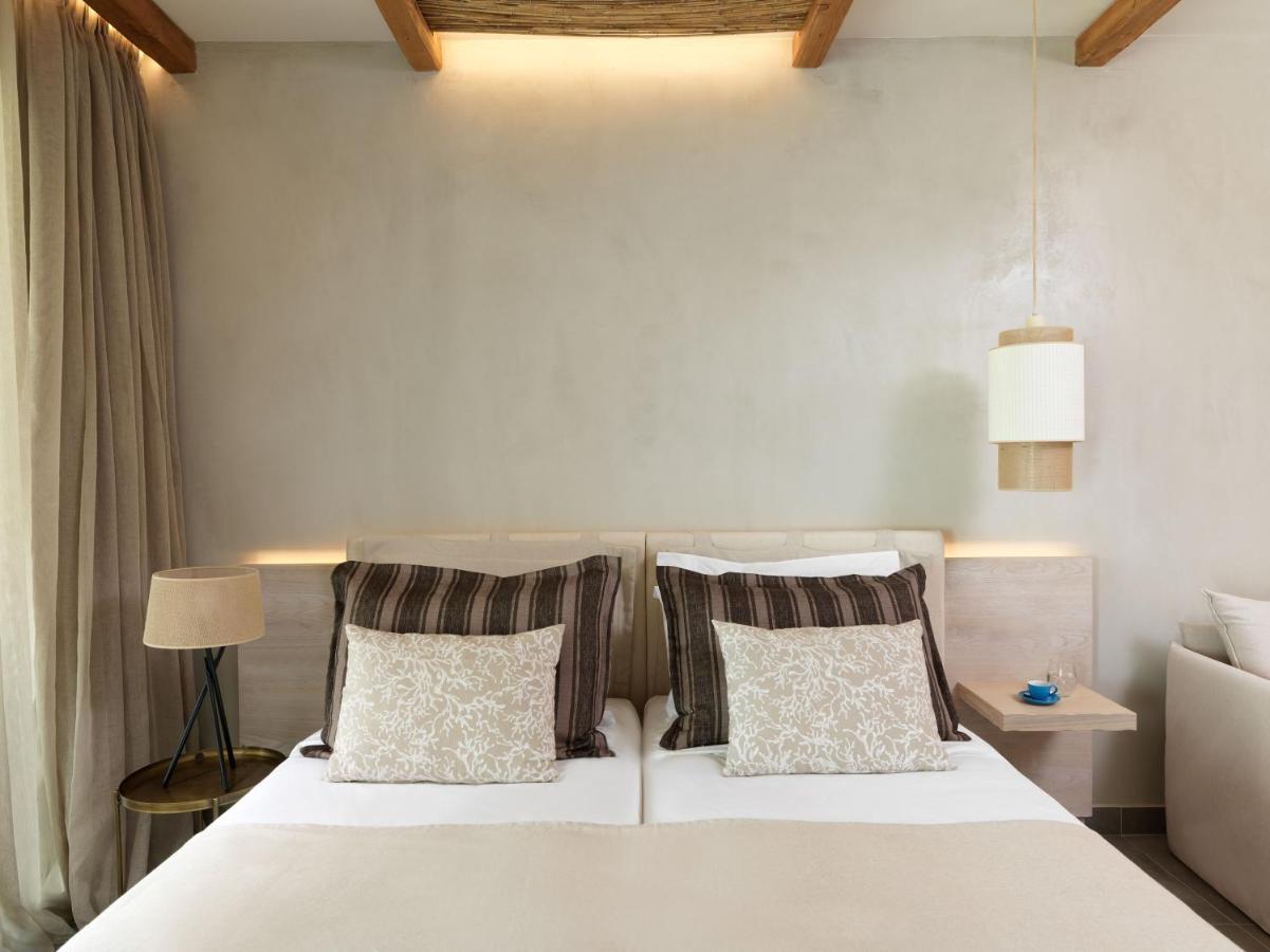 Twin or Double Room Pool View