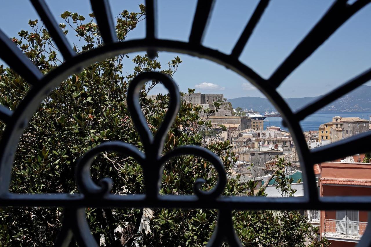 Suite Fortress View