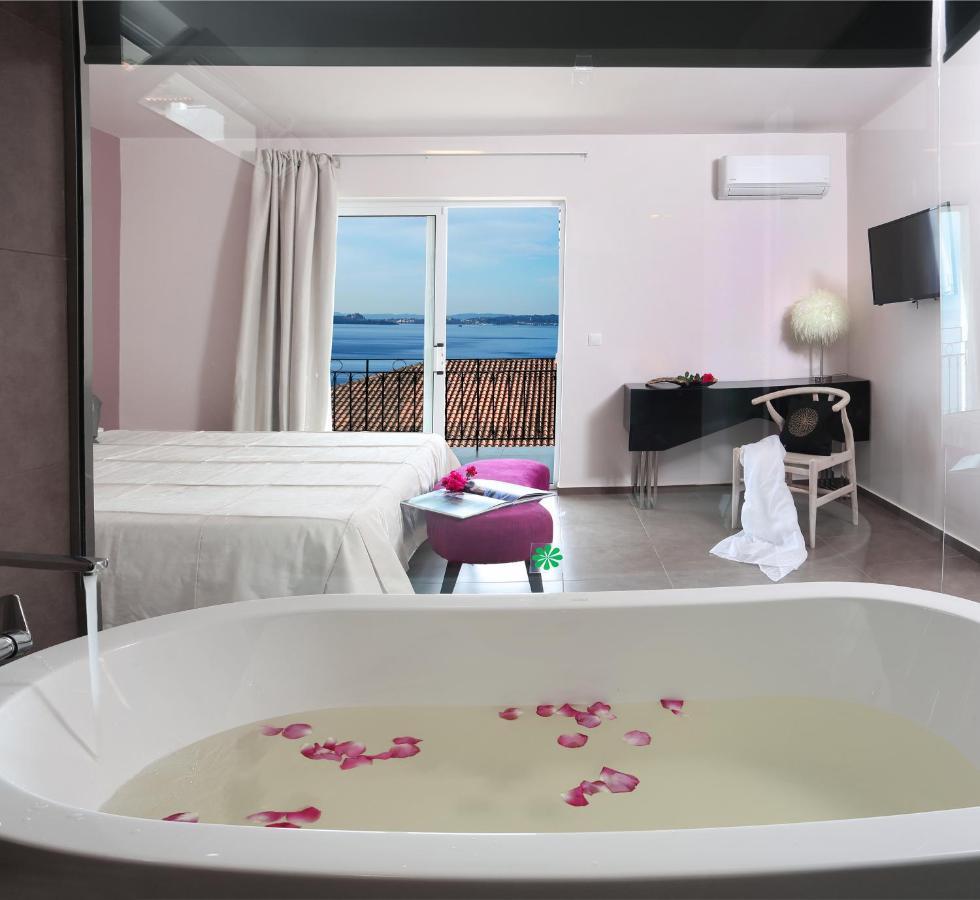 Superior Double or Twin Room Sea View