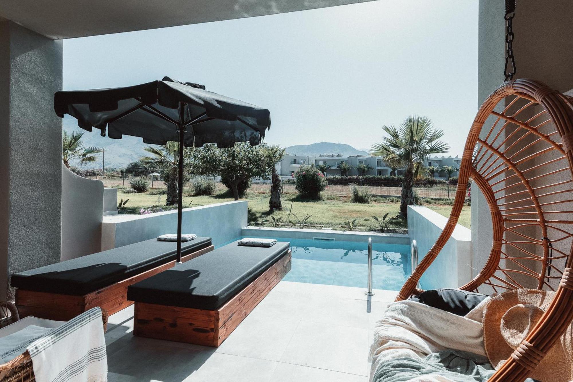 Superior Double Room Private Pool