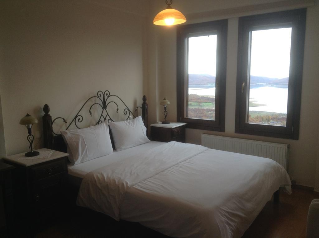 Deluxe Studio lake view