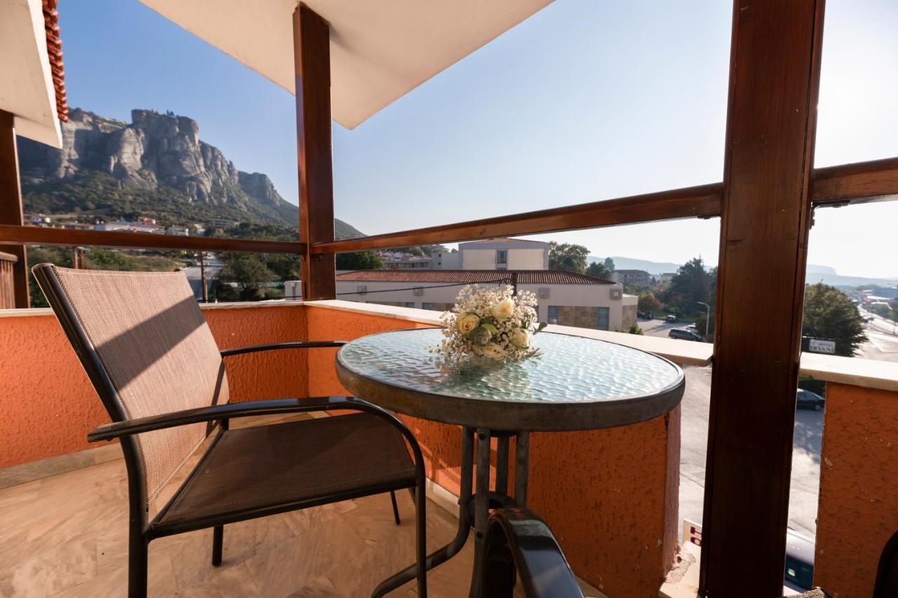 Double or Twin Room Side Meteora View
