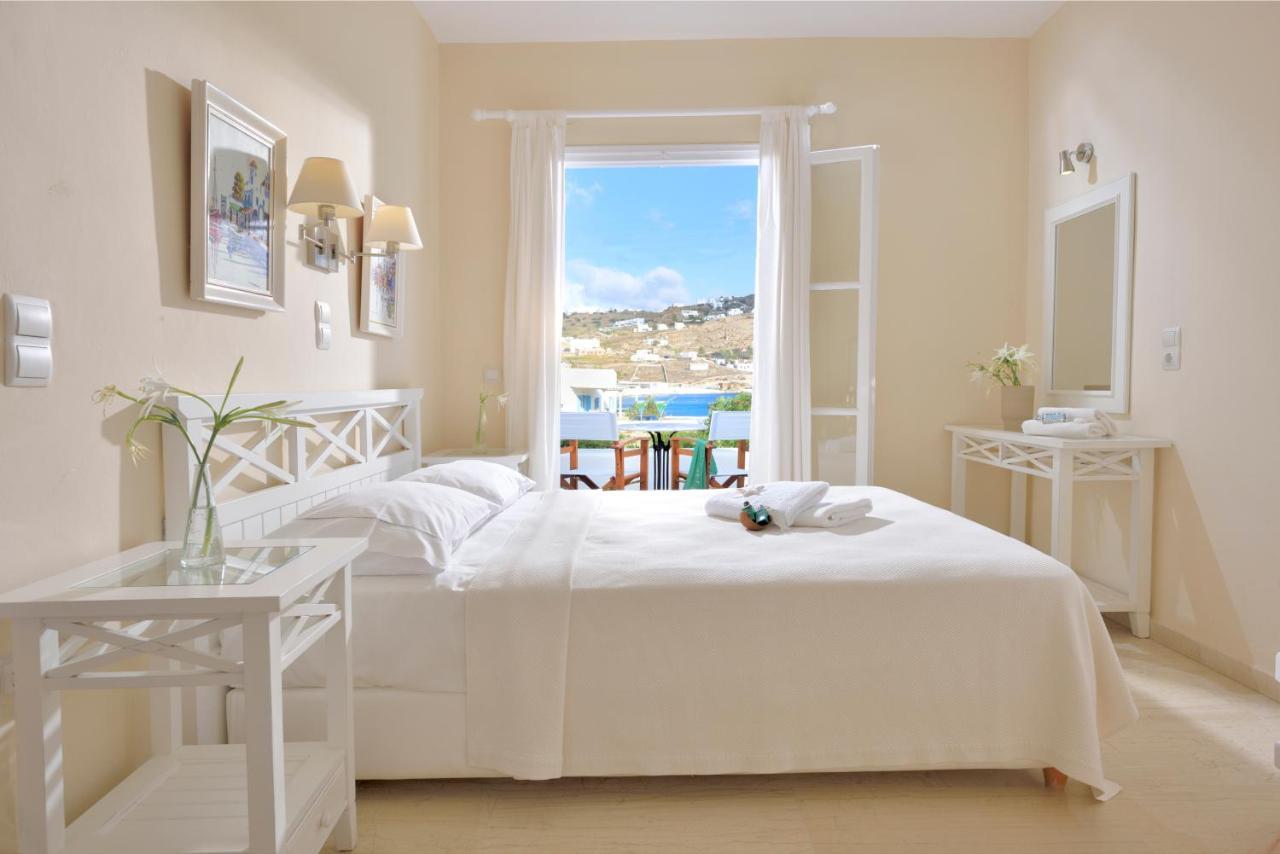 Cozy Double or Twin Room Terrace