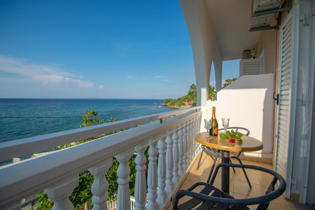 Triple Room Sea View