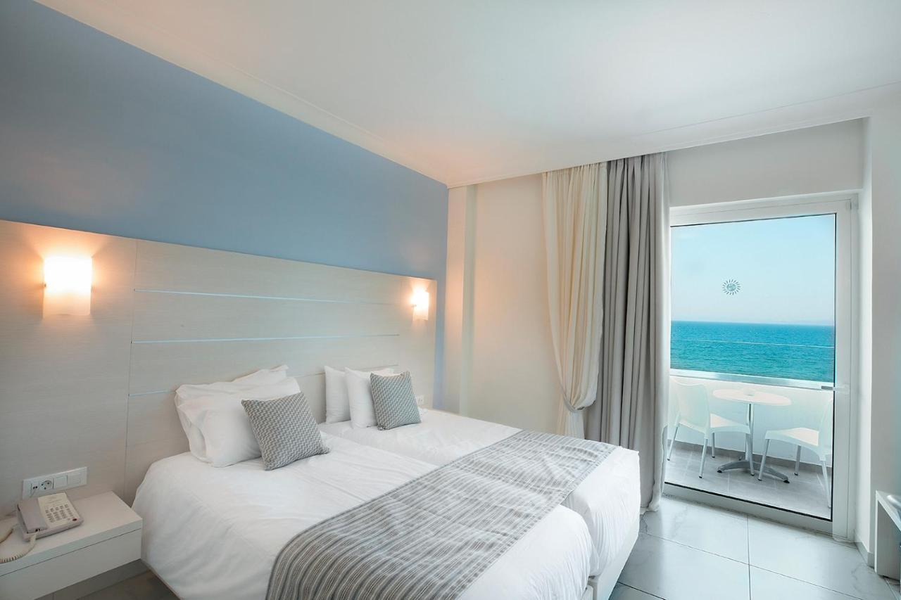 Twin Room Sea View