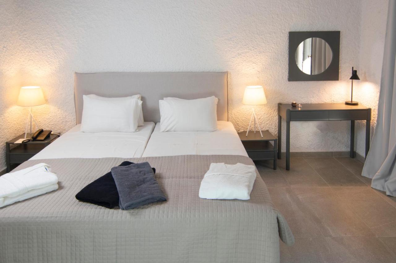 Double or Twin Room Garden View