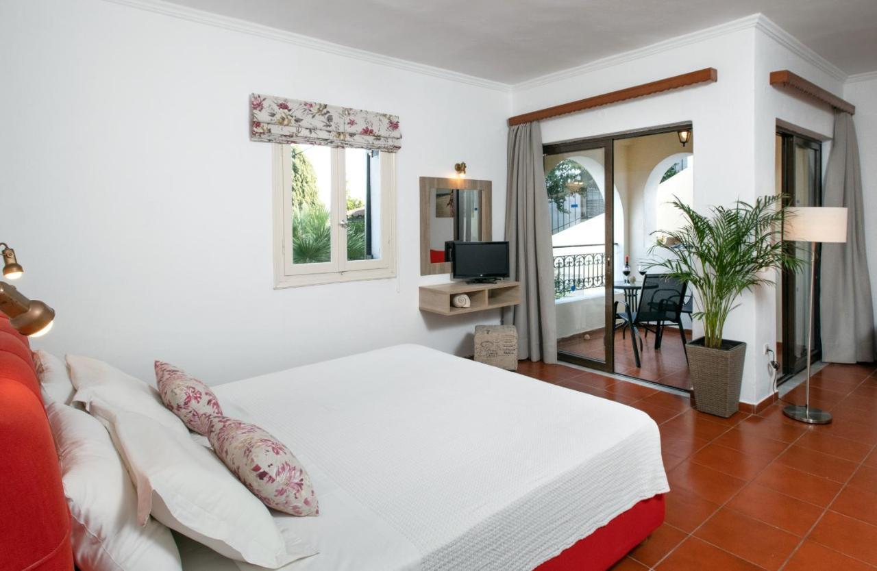 Land View Studio Balcony