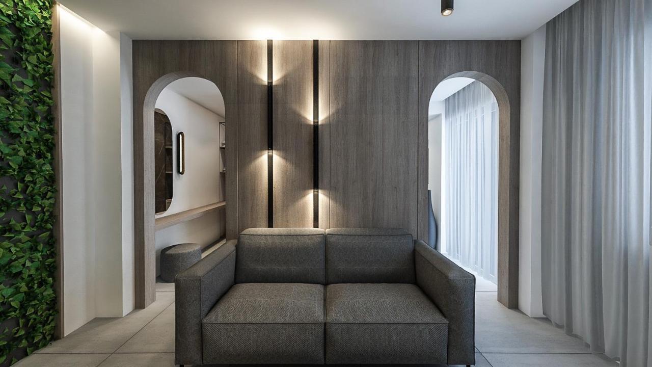 Deluxe Suite Spa Bath