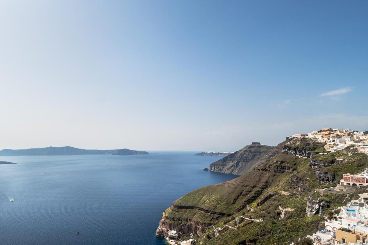 Superior Double with Balcony, Caldera & Volcano View