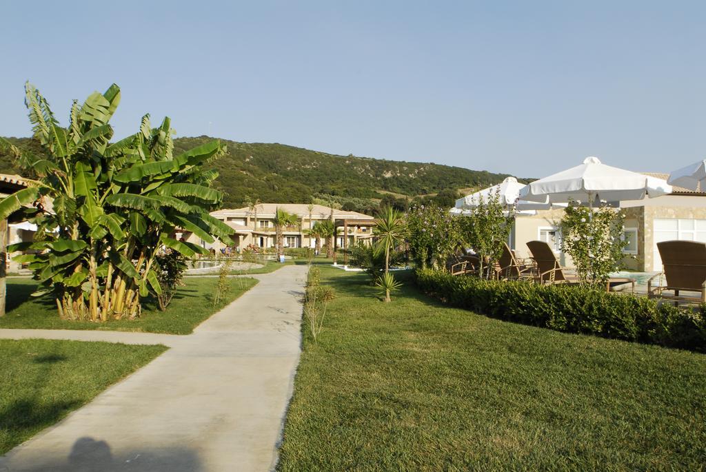Deluxe Twin or Double Room Main Building