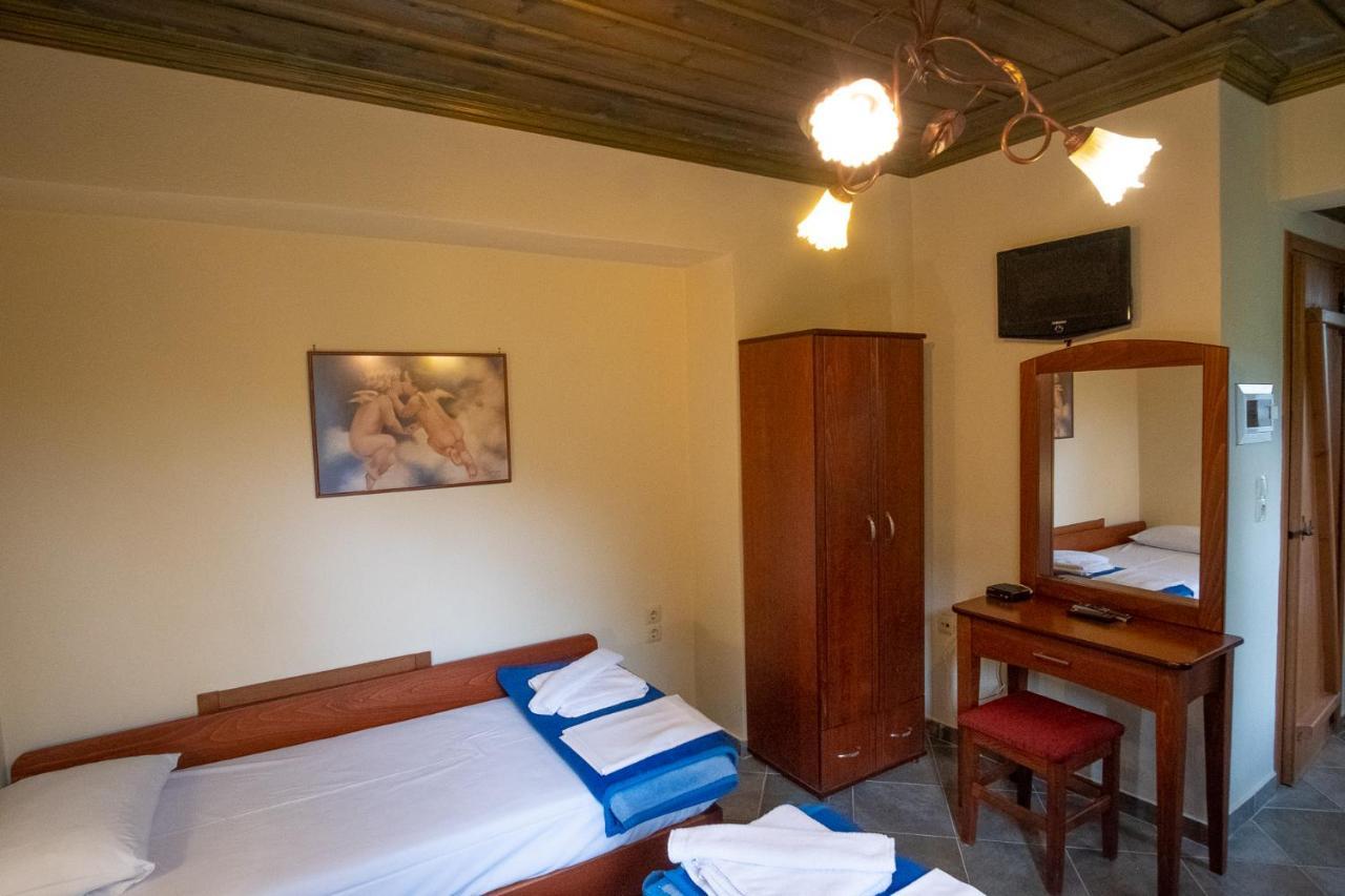 Double Room Mountain View