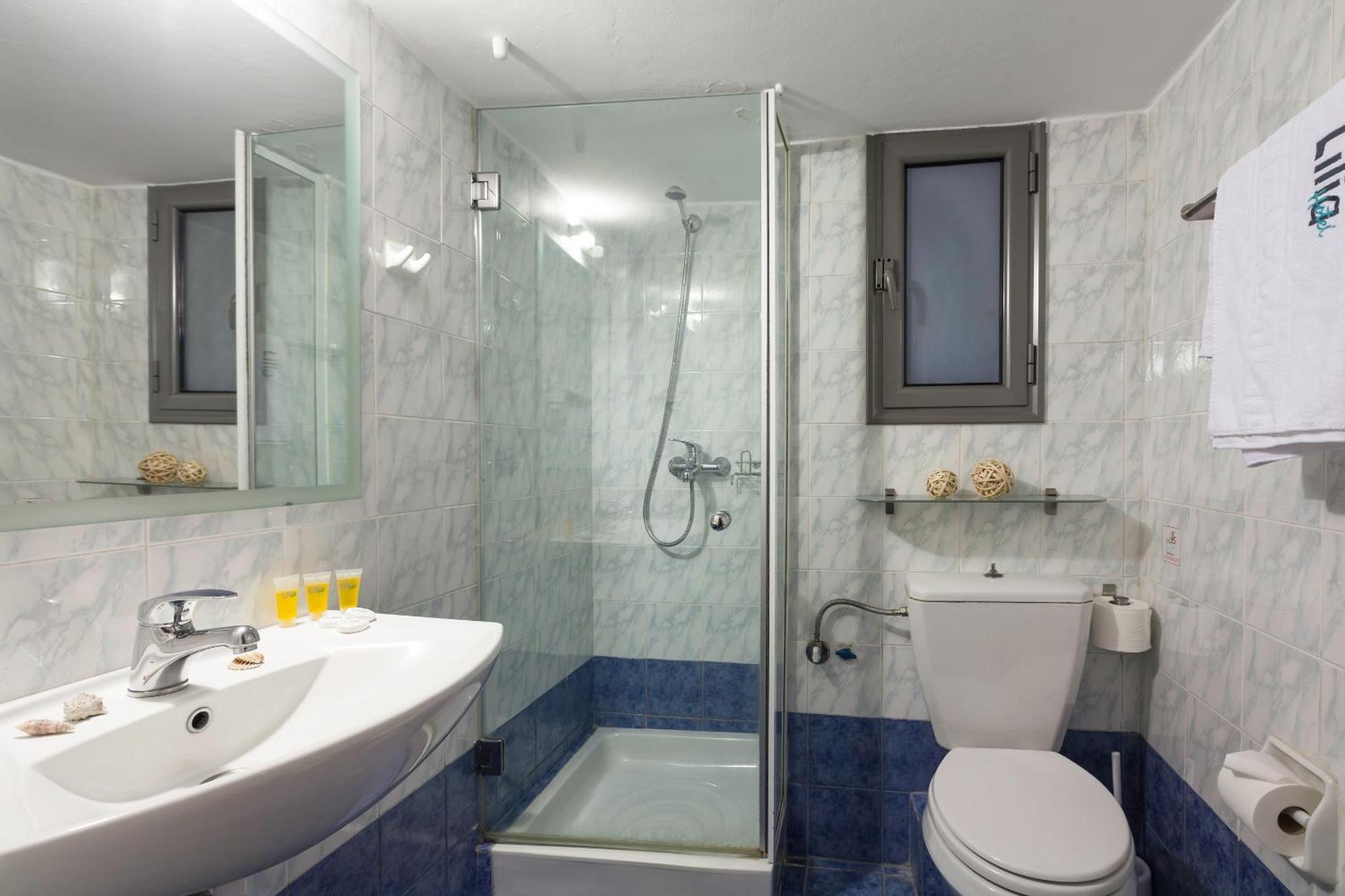 Triple Room,1207974511:JPEG