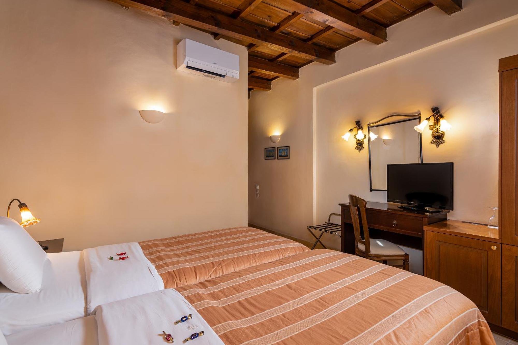Economy Room